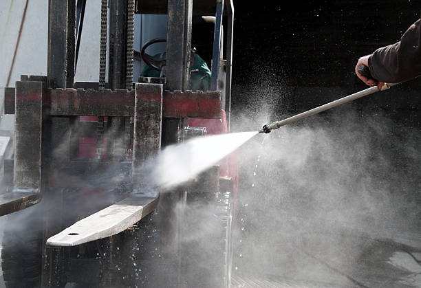 Best Commercial Pressure Washing  in Dove Valley, CO
